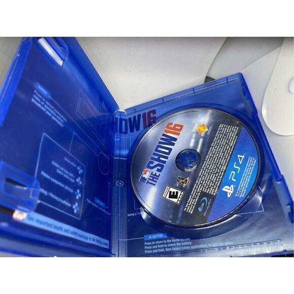 MLB The Show 16 Sony PlayStation 4 PS4 - Picture 2 of 4